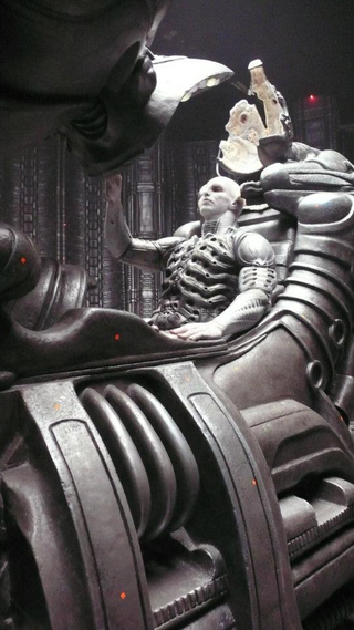 Illustration for article titled Prometheus set photos show what's under the Engineers' robes, plus a never-before-seen character
